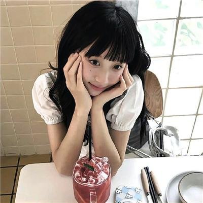 左轮百合